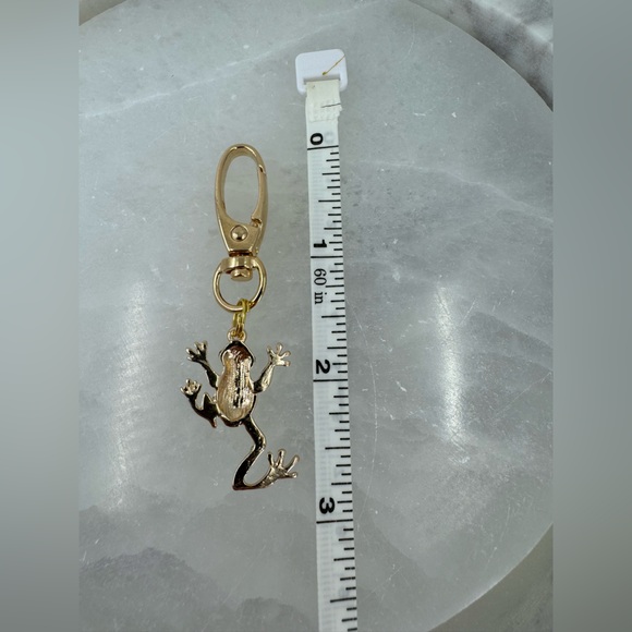 3/$20 Sparkly Tree Frog Keychain - Picture 8 of 8